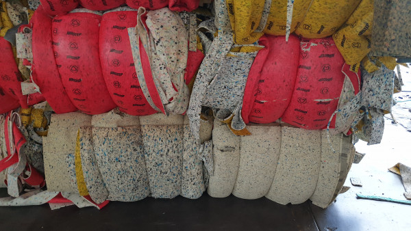 3120 Bale Carpet Underlay Pull Ups 135kg average bale weight (3)